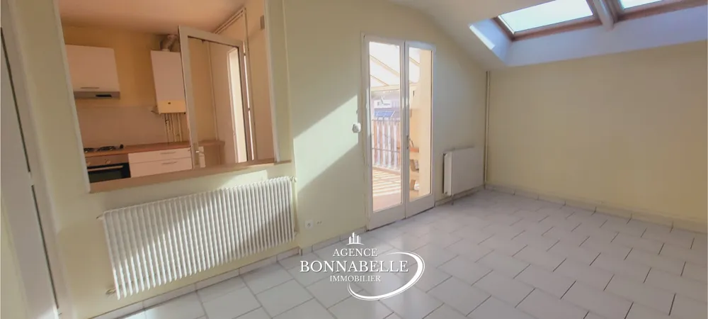 Toad - Bright Apartment with Véranda in Nancy