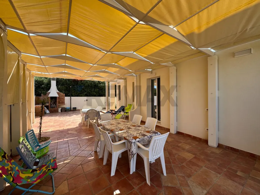 Terrass - Rustic Villa with Terrace in Noto