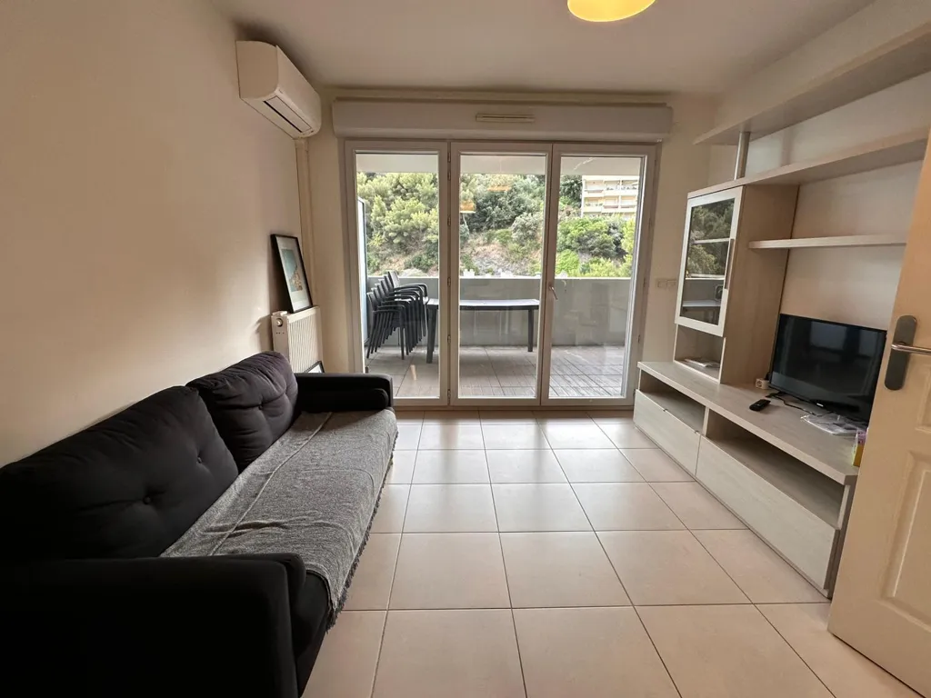 Séjour - Appartement Rénové avec Terrasse à Roquebrune Cap Martin