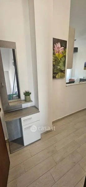 Esik - Fully Furnished Flat with Balcony in Voghera