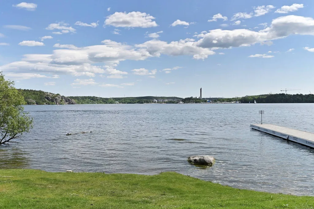 Aed - 6-toaline maja asukohas Ekerö kommun