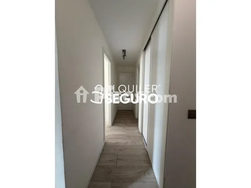 Entrée - Bright Apartment with Terrace in Arganzuela