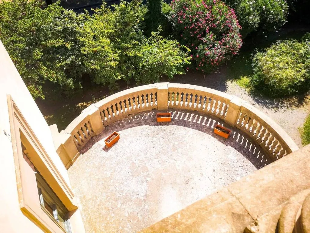 Rõdu - Art Nouveau Villa with Private Park in Pisa