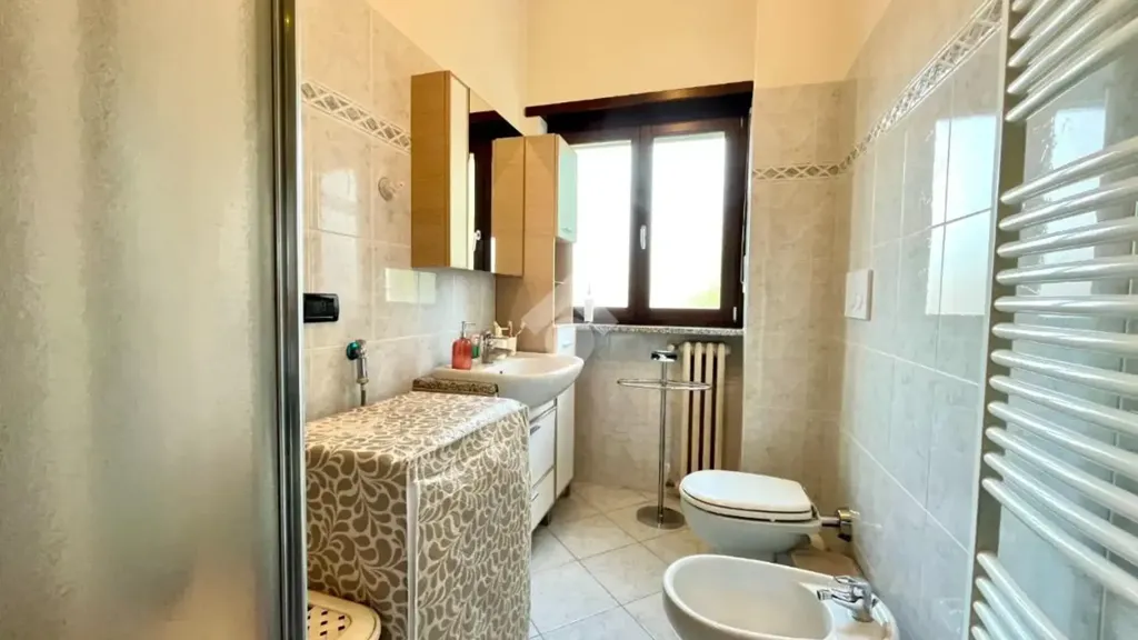 Salles de bain - Restored 4-Bedroom Flat with Balcony in Torino