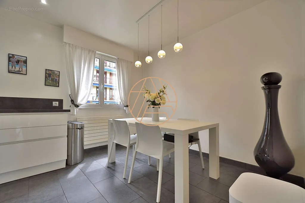 Söögituba - Duplex with Terrace in Saint-Maur-Des-Fossés