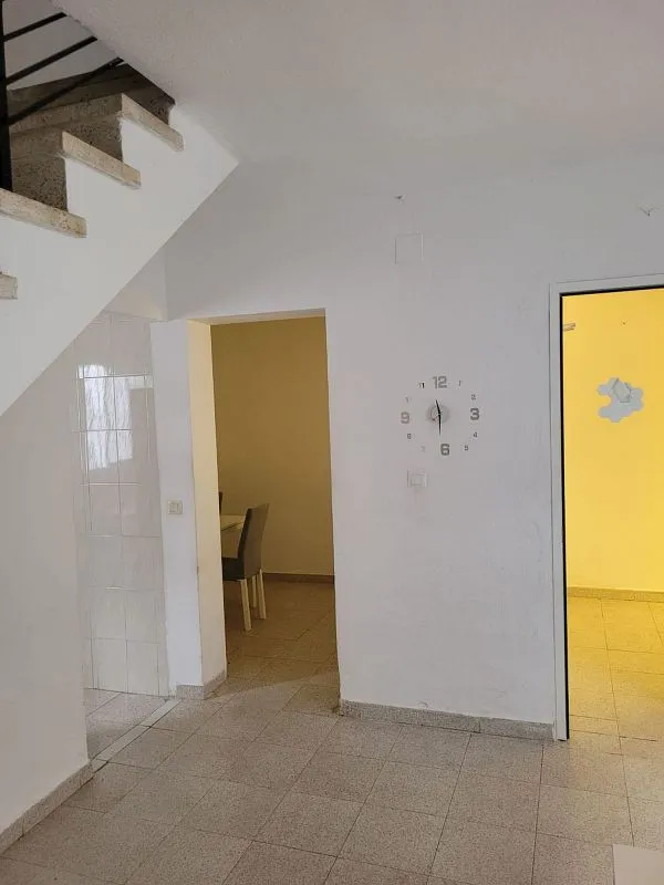 Elutuba - Twin-Storey Terraced House in Velesol