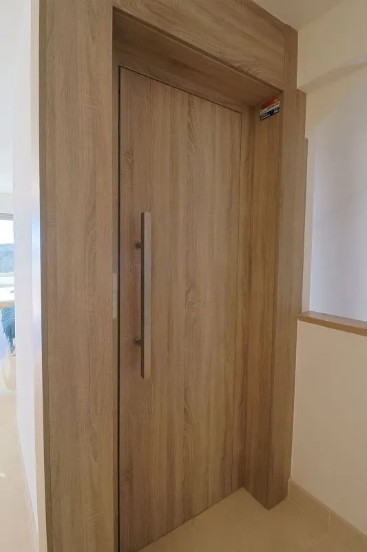 hallway_entrance