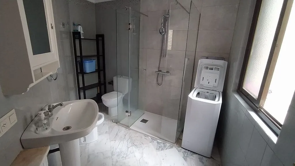 Bagni - 1-Bedroom Duplex with Central Heating in Dominicos