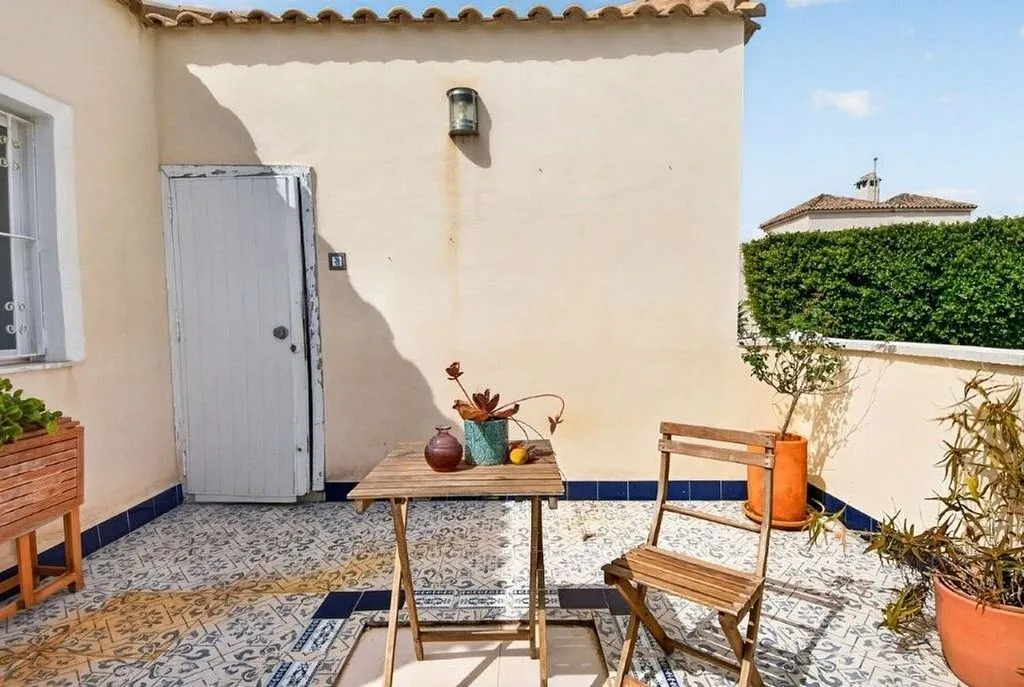 Terrace - Terraced House with Pool in Torrevieja Centre