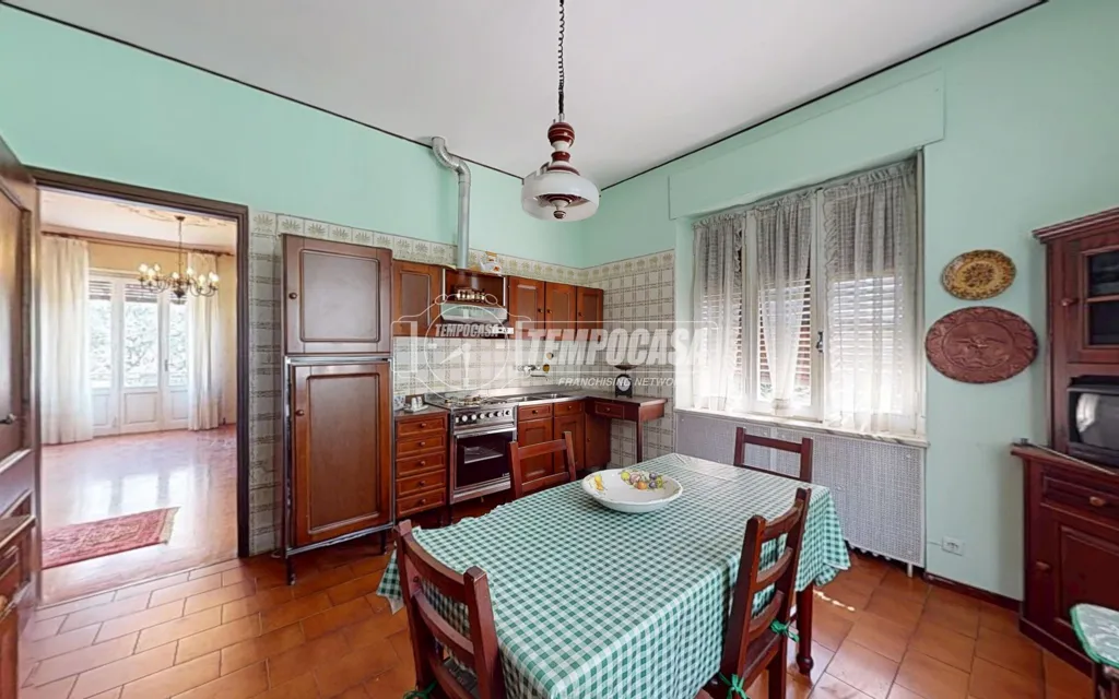Dining Room - Independent Villa with Garden in Moretta