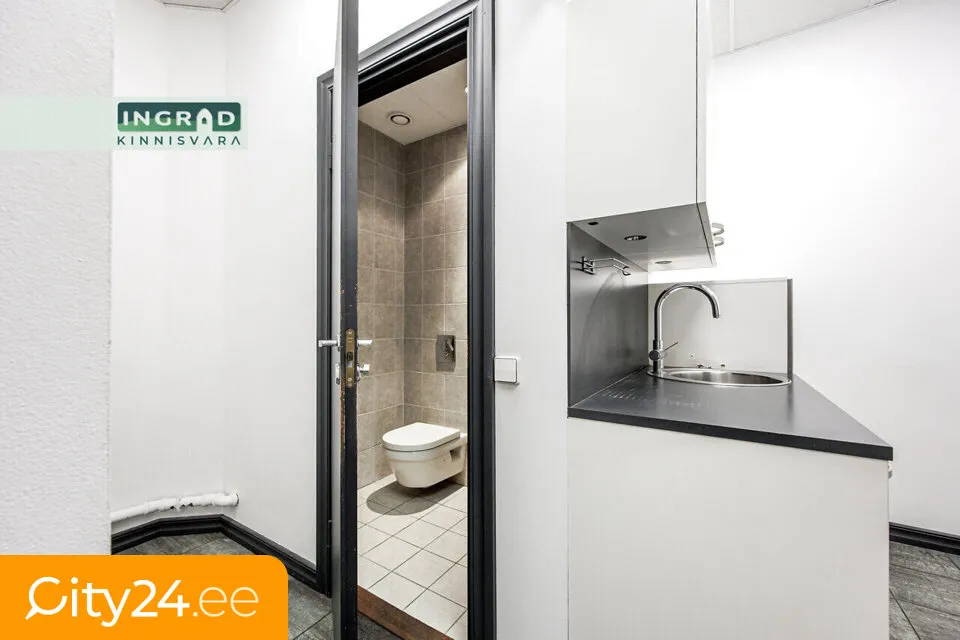 Salles de bain - Office Space with Panoramic View in Tallinn Centre