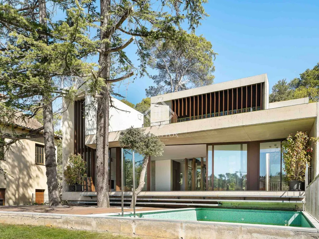 Bassein - Minimalist Villa with Infinity Pool in El Golf, Sant Cugat