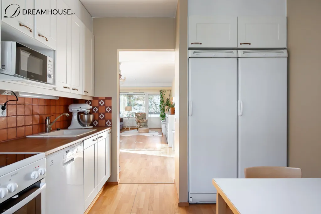 Cuisine - Apartment with Balcony and Sauna in Espoo