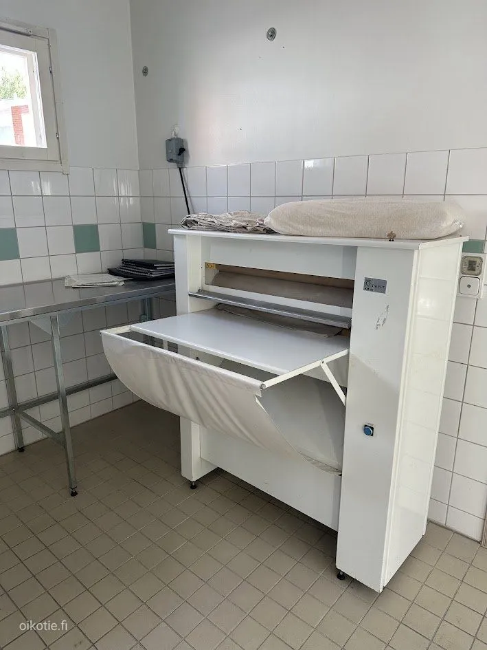 Cuisine - Modern Apartment with Balcony in Kaijonharju, Oulu