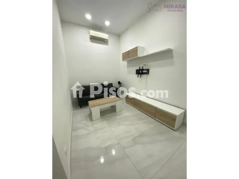 Elutuba - Ample Garden Flat in Móstoles