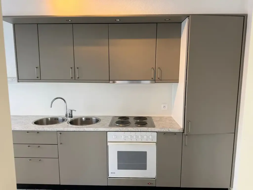 Köök - Duplex Apartment with 4 Bedrooms in Brustem Centre