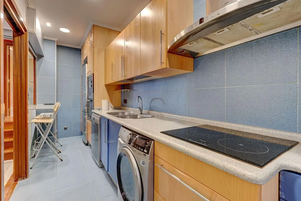 Köök - Spacious Flat with Views in San Roque