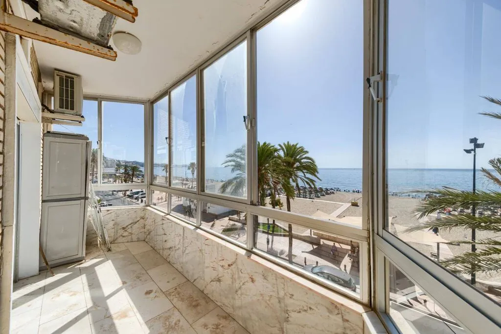 Rõdu - Beachfront Flat with Sea View in Fuengirola