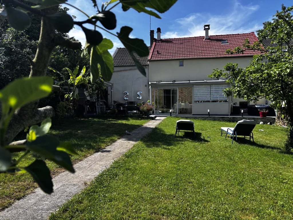Aed - Charming Briarde with Garden and Veranda in Chalifert