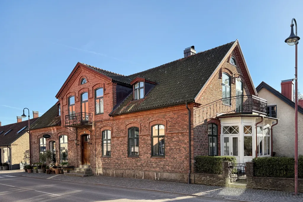 Extérieur - Late 19th-Century Brick Building in Båstad
