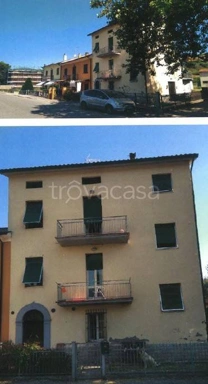 Exterior - Mixed-Use House with Garden in Panicale