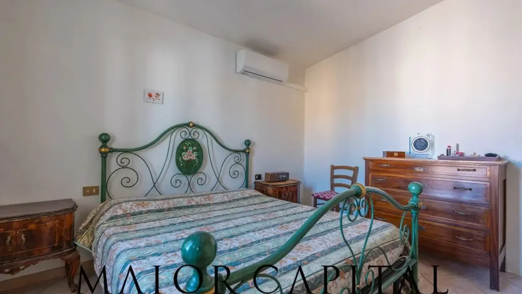 Magamistoad - Two-Level Apartment with Terraces in Torpé