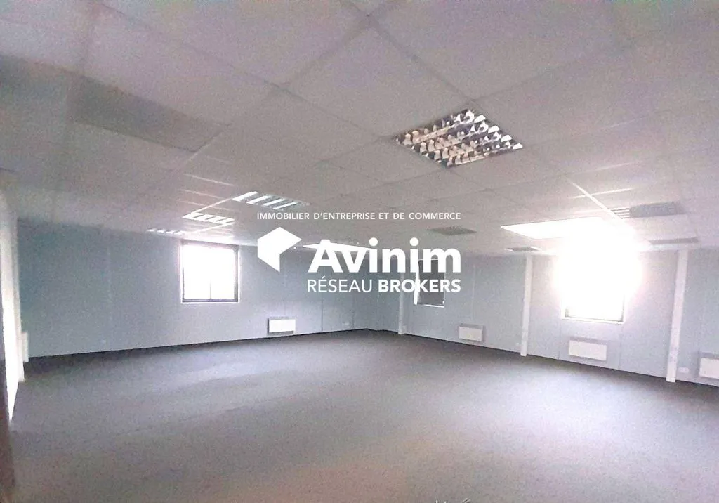 Toad - Commercial Offices with Parking in Ormes