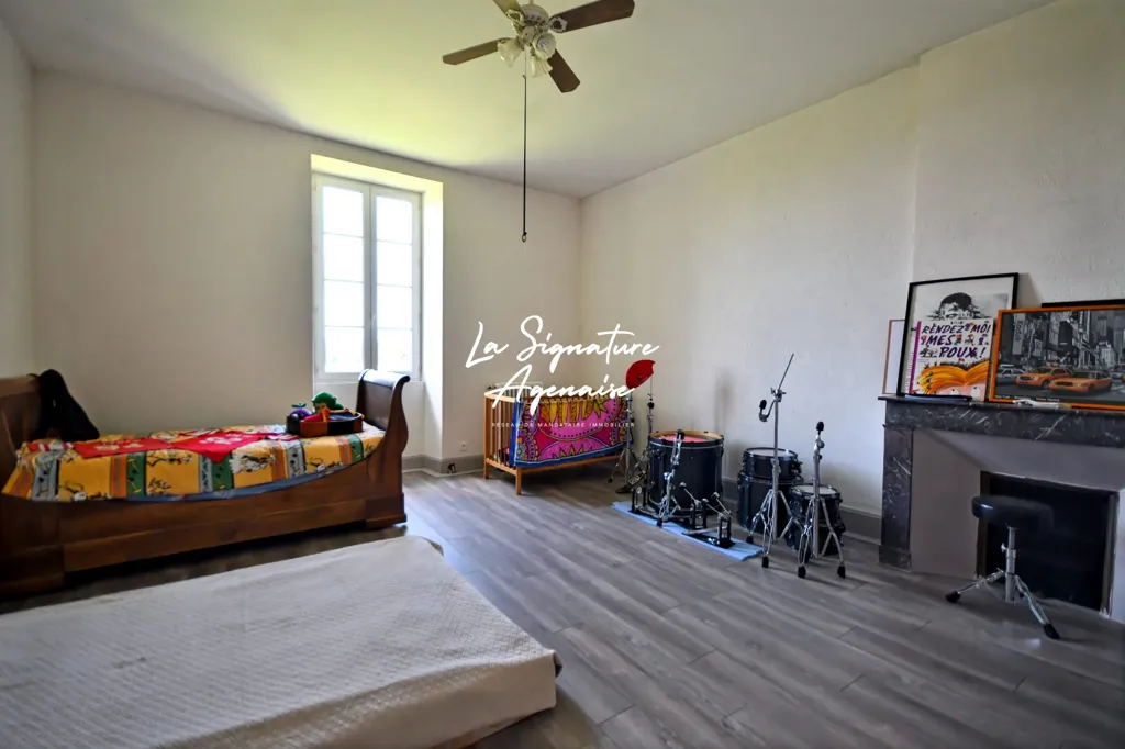 Chambres - Maison en Pierre avec Piscine à Montesquieu