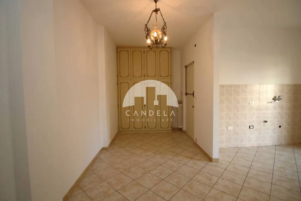 Esik - Apartment with Balcony in Mondovì