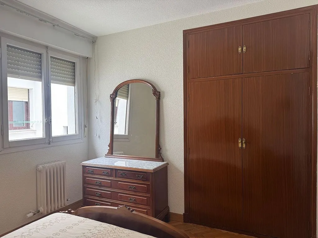 Magamistoad - Apartment with Balcony in Noáin