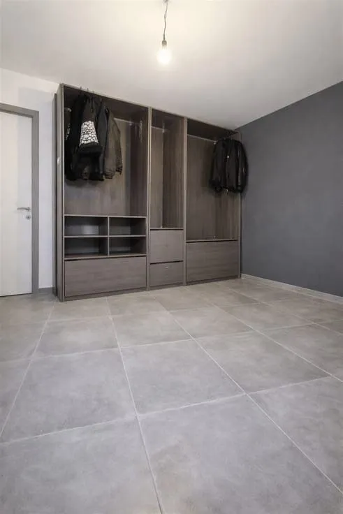 Appartement avec Jardin et Terrasse au Centre de Péruwelz