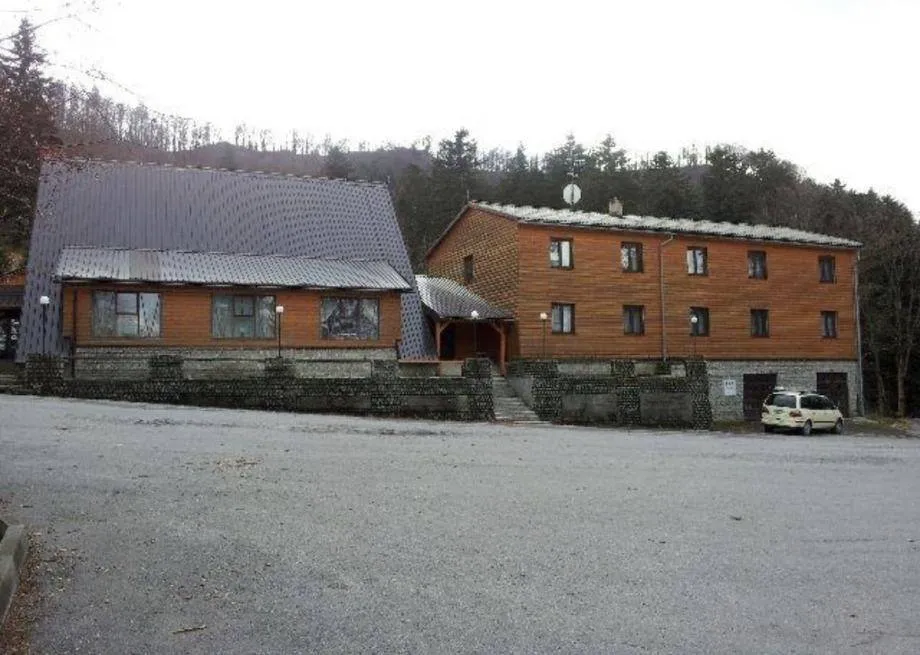 Extérieur - Hotel with Lakeside Setting in Lokve