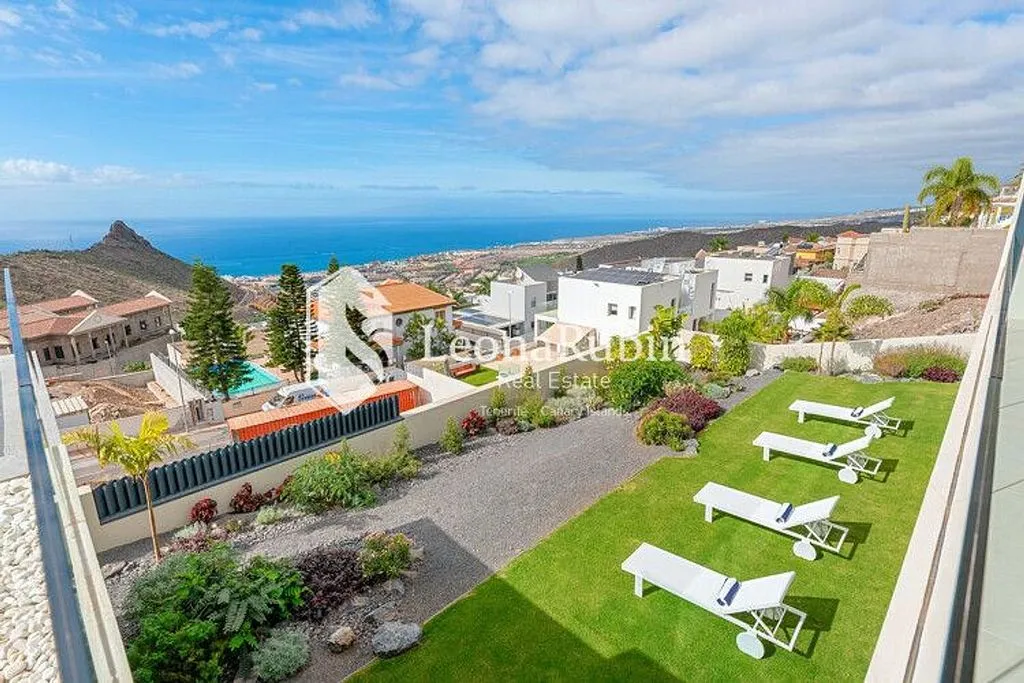 Terrass - Luxury Villa with Pool in Tenerife South