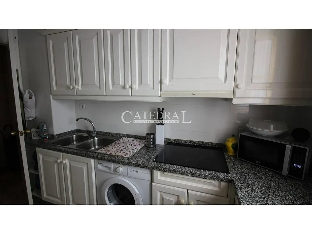 Köök - Aménagé Flat with Balcony in Seville Centre