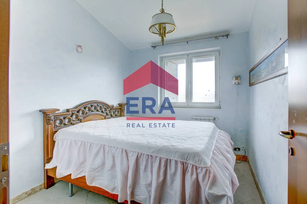 Chambres - Villa with 4.5-Hectare Park in Ardea