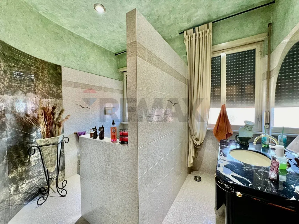 Vannitoad - Penthouse with Panoramic Terrace in Casalotti
