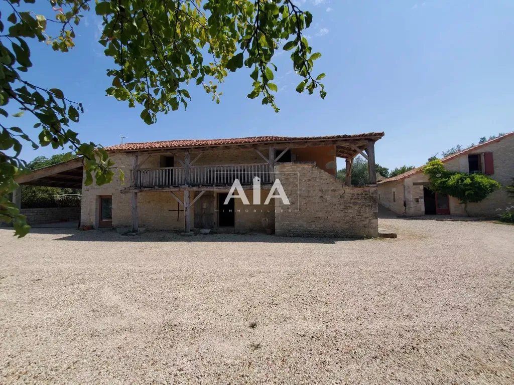 Välivaade - Charming Property with Pool between Civray and Ruffec