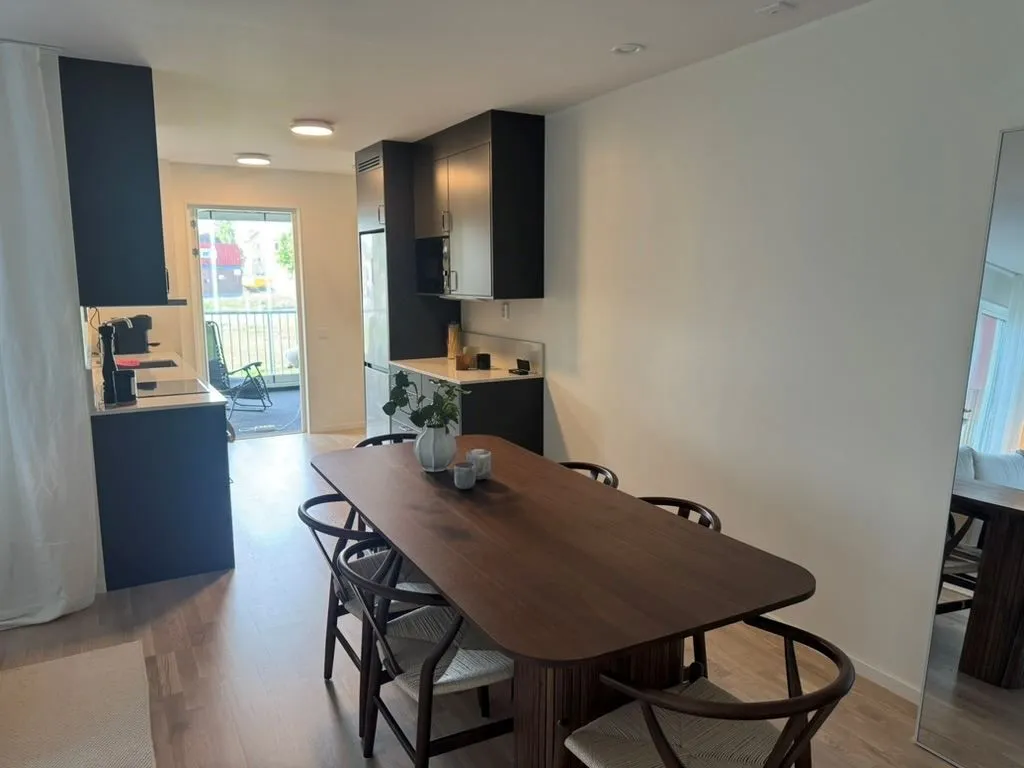 Söögituba - Modern Flat with West Balcony in Sörböle