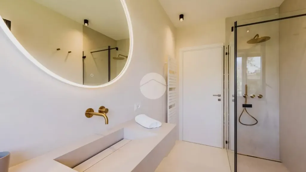 Vannitoad - Minimalist Villa with Pool in Lazise
