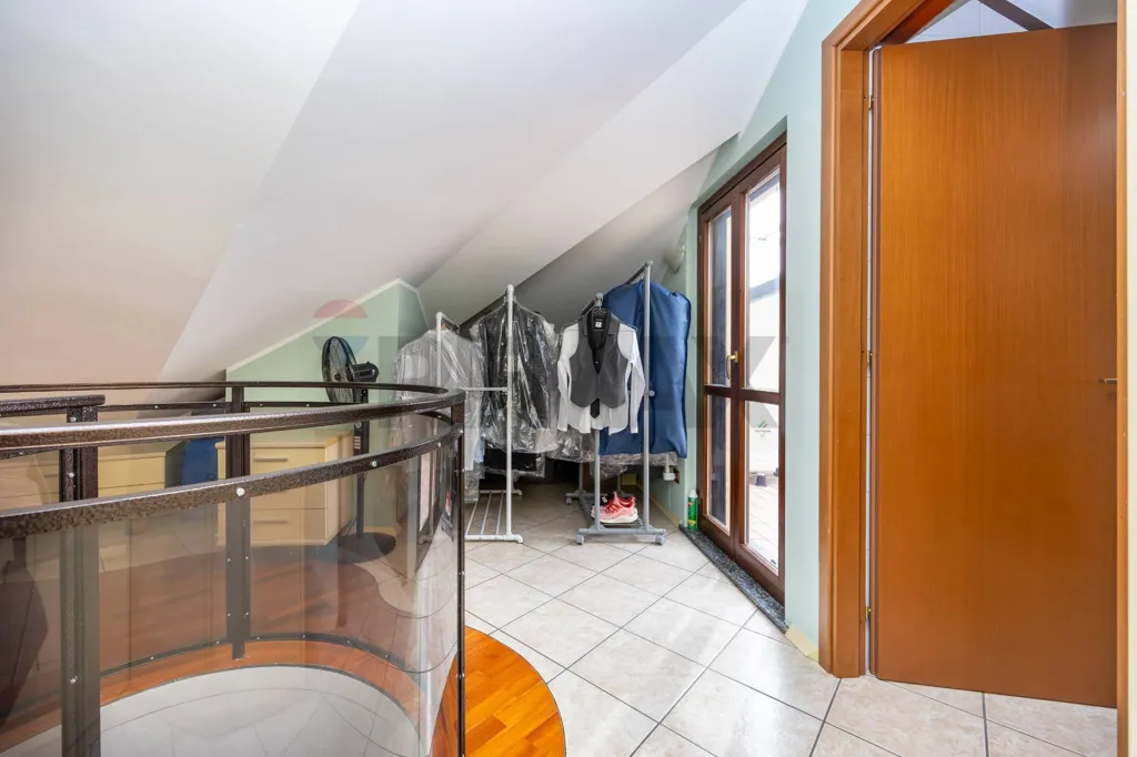 Toad - Duplex Apartment with Terrace in Zelo Buon Persico