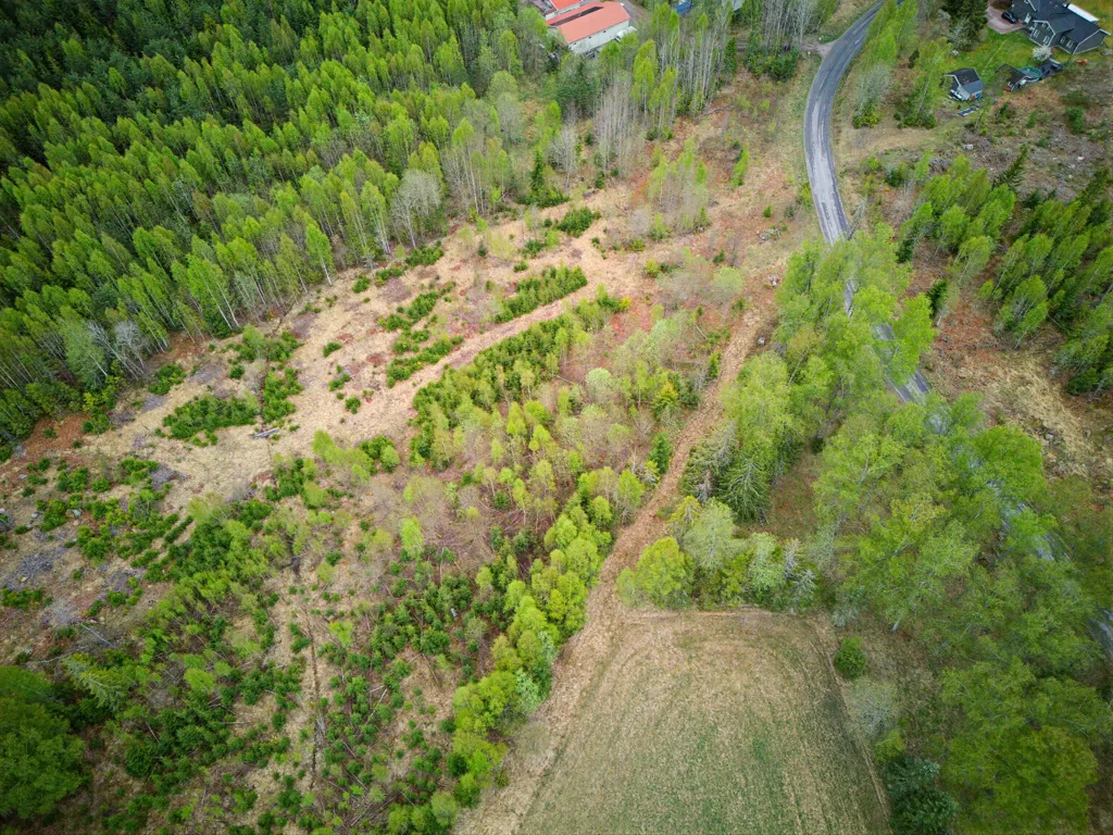 Vue aérienne - Spacious Plot with Natural Setting in Vaxmyra