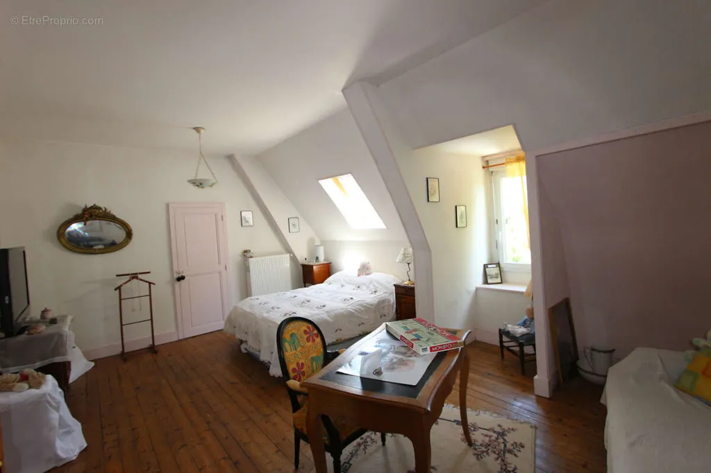 Chambres - Maison de Ville Charmante dans le Quartier Historique de Nevers