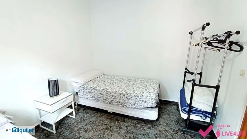 Chambres - Apartment with Balcony in El Cabañal, Valencia