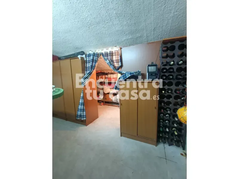Pièces - Apartment with Balcony in Miranda
