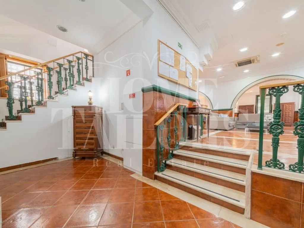 Entrée - Luxury Apartment Complex in Lisbon
