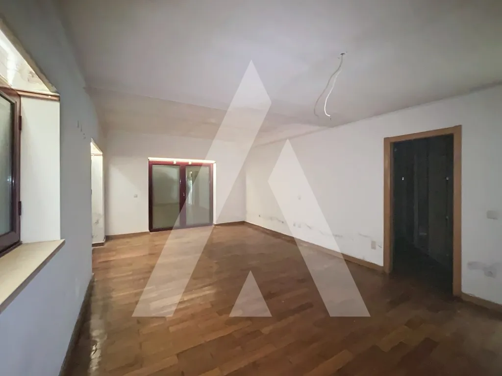 Rooms - Isolated House with Indoor Pool in Pombal