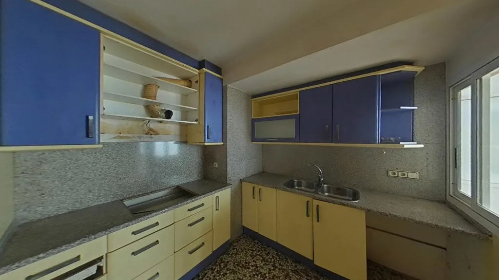 Cuisine - Apartment with Kitchen in Les Corts, Barcelona