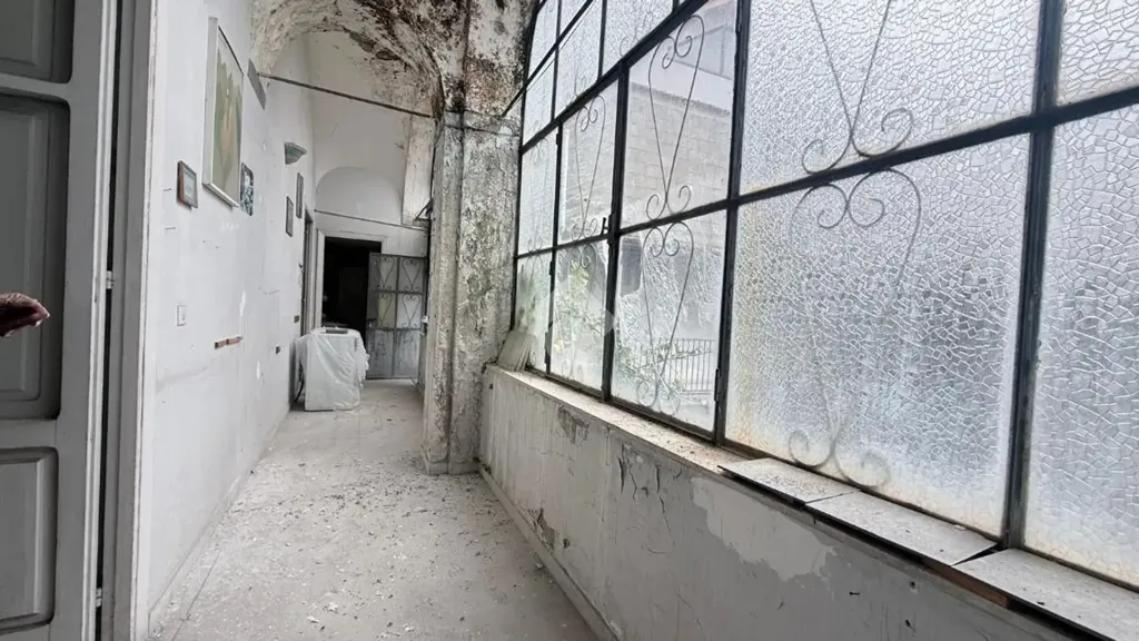 other_room