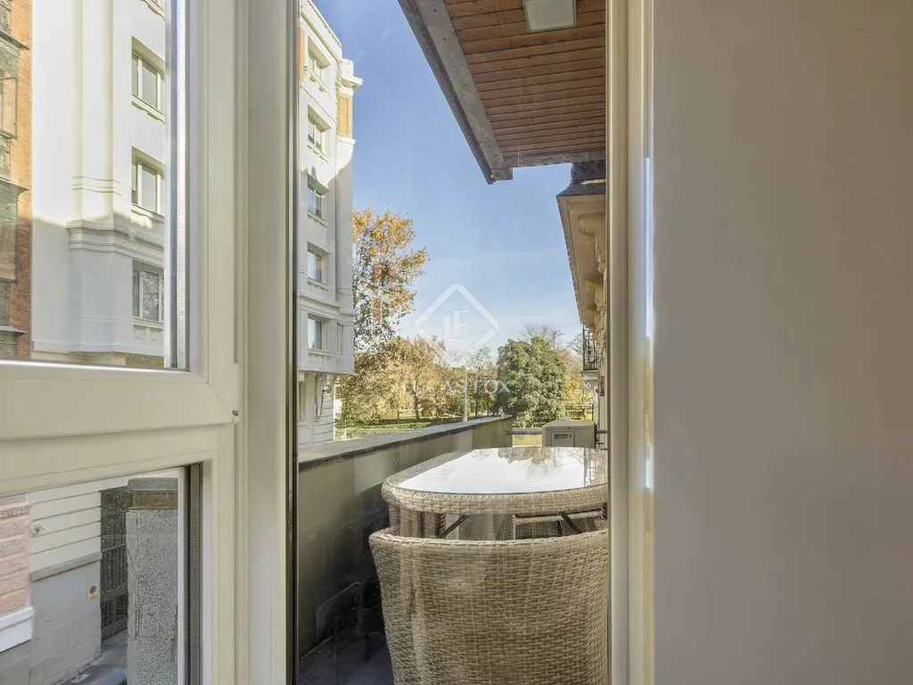 Balcon - Bright 1-Bed Flat in Jerónimos, Madrid