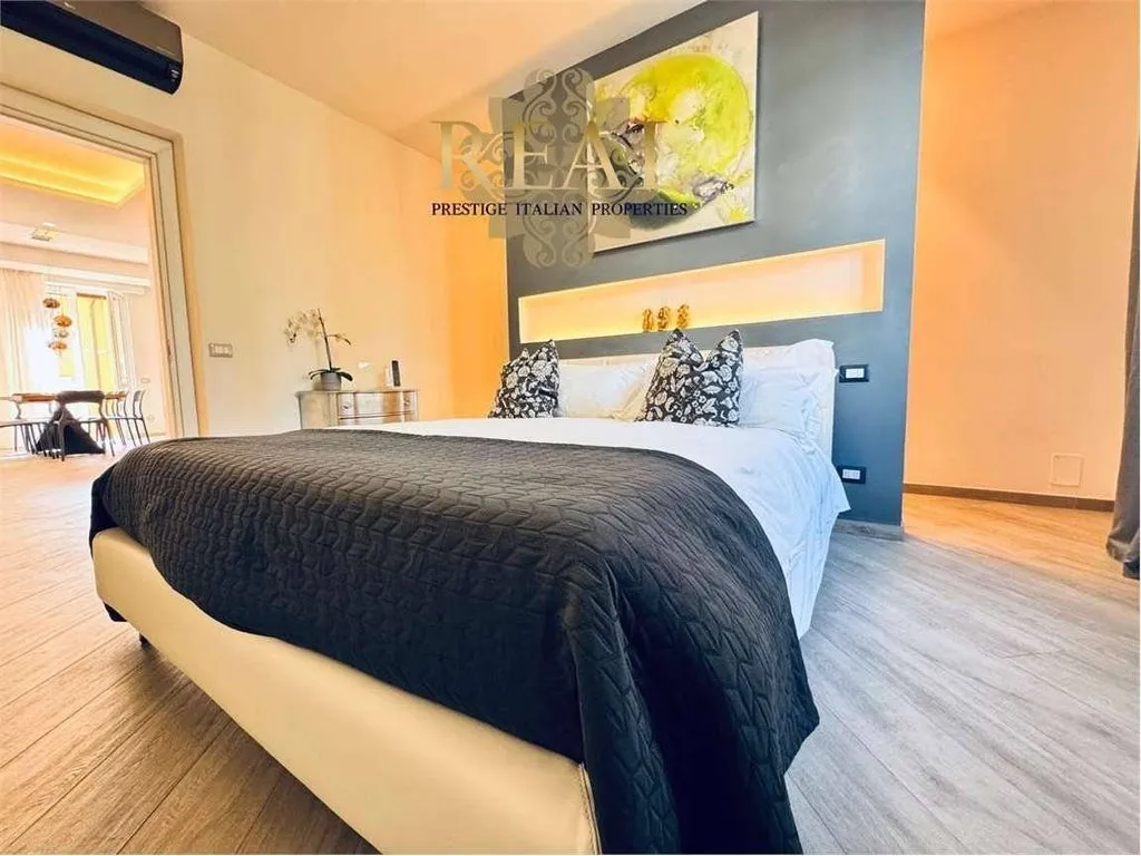 Chambres - Luxury Flat with Balcony in San Frediano, Florence
